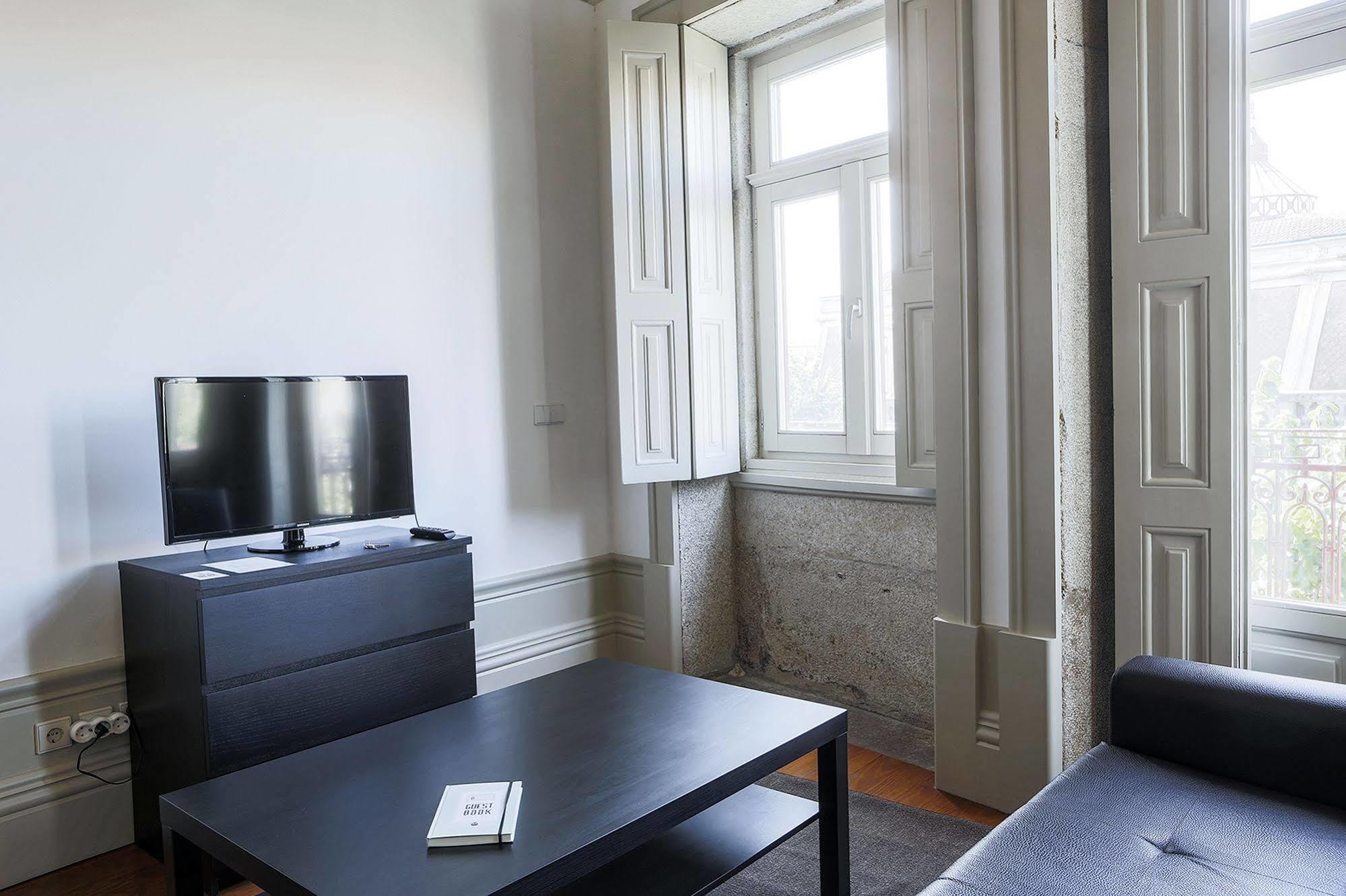 Ox Apartments B Arts Порто Екстериор снимка